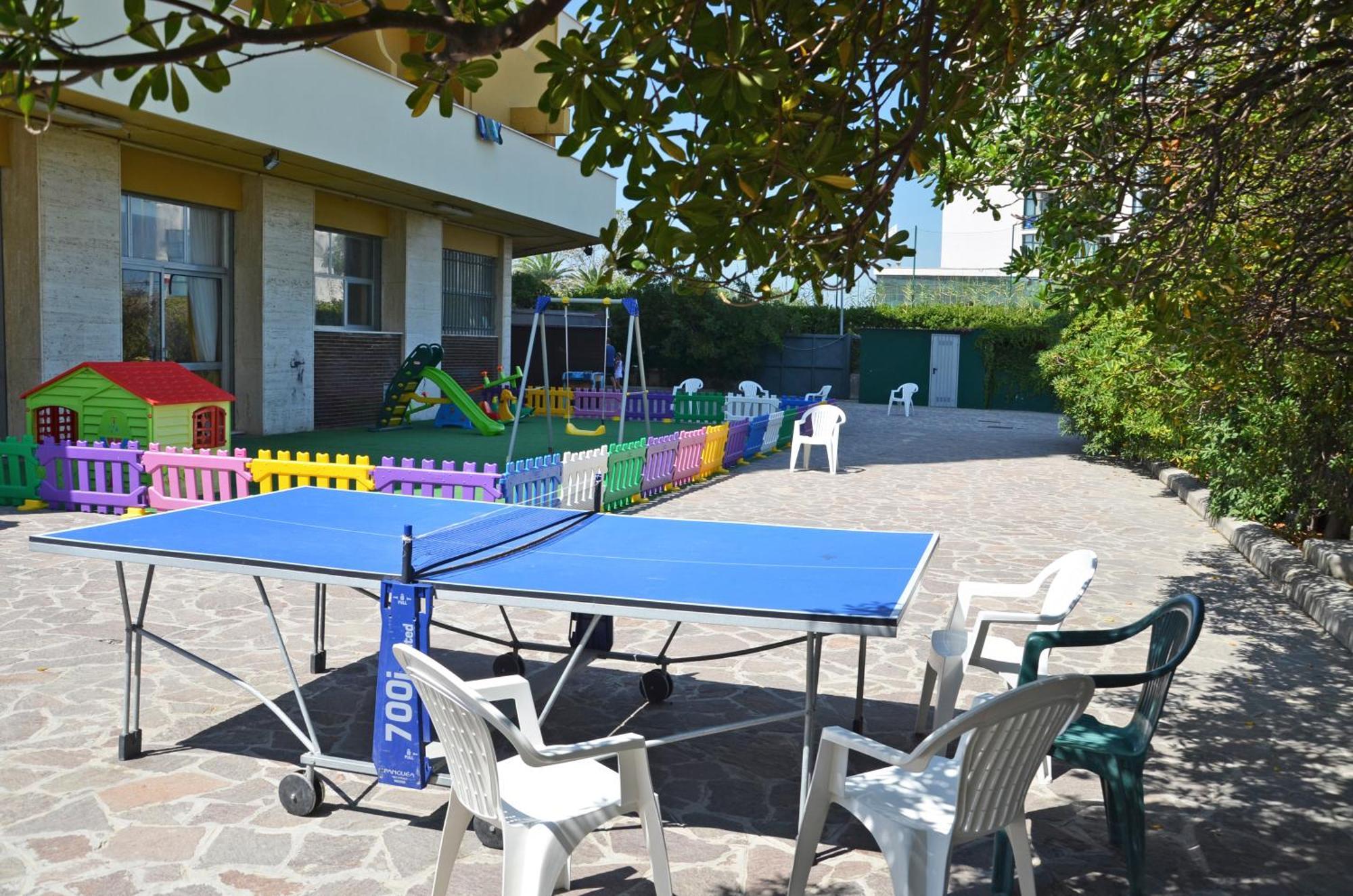 Grand Eurhotel Montesilvano Marina Buitenkant foto
