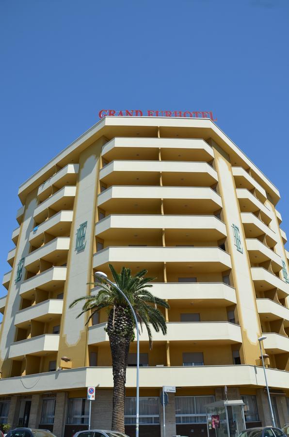 Grand Eurhotel Montesilvano Marina Buitenkant foto