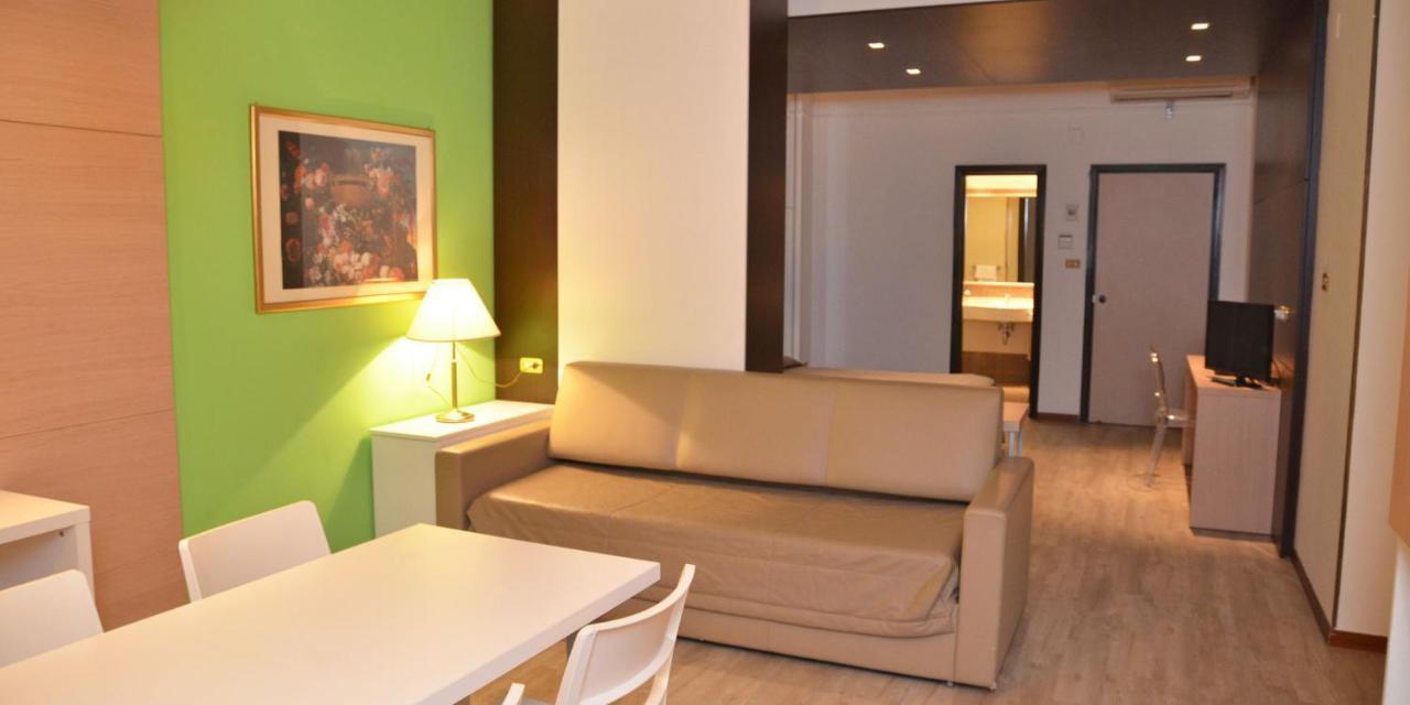 Grand Eurhotel Montesilvano Marina Buitenkant foto