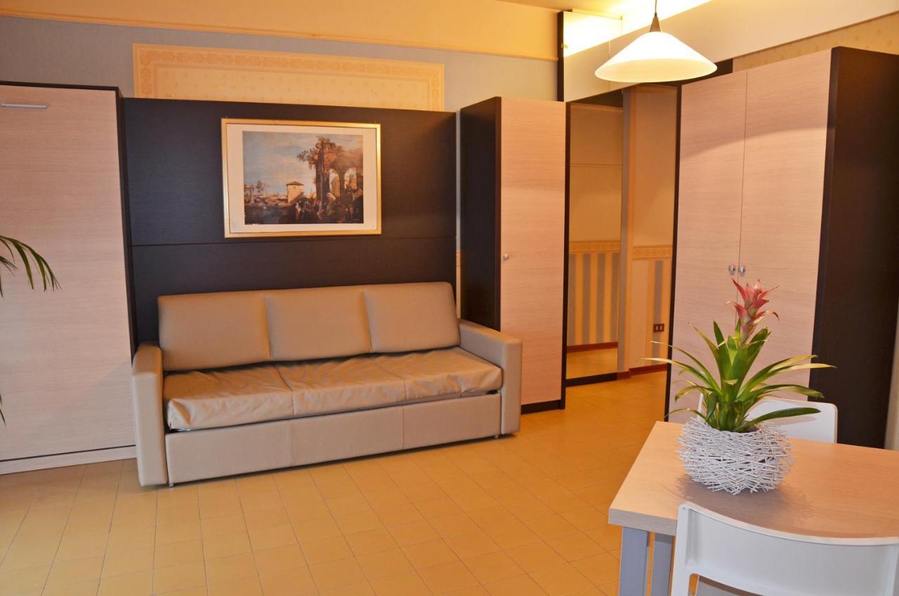 Grand Eurhotel Montesilvano Marina Buitenkant foto