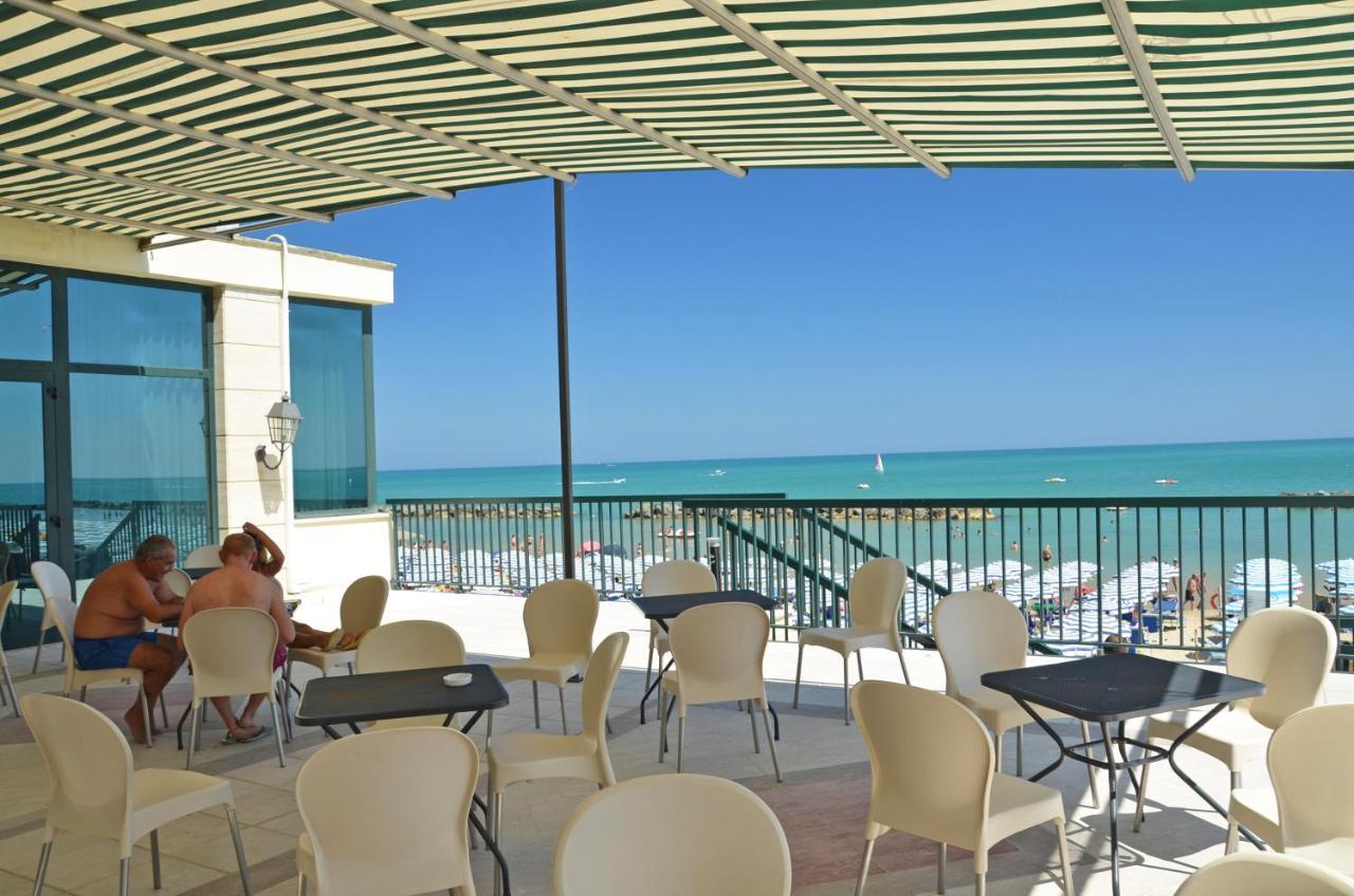 Grand Eurhotel Montesilvano Marina Buitenkant foto